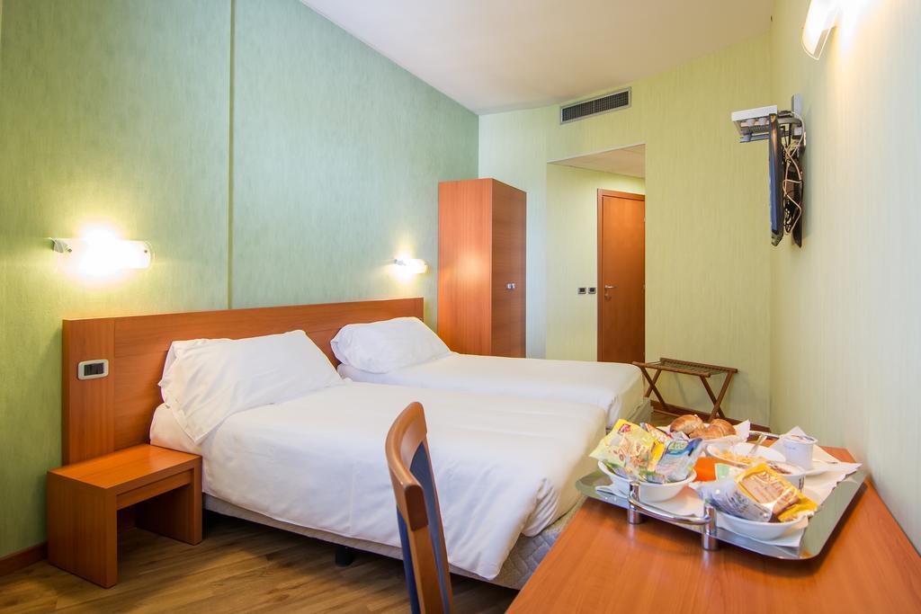 Hotel Concorde Camerano Exteriér fotografie